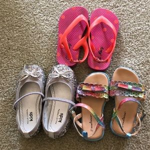 🔥Price Drop🔥 bundle of kids shoes